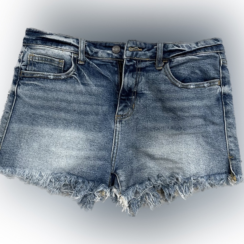 Cello Frayed Hem Denim Shorts